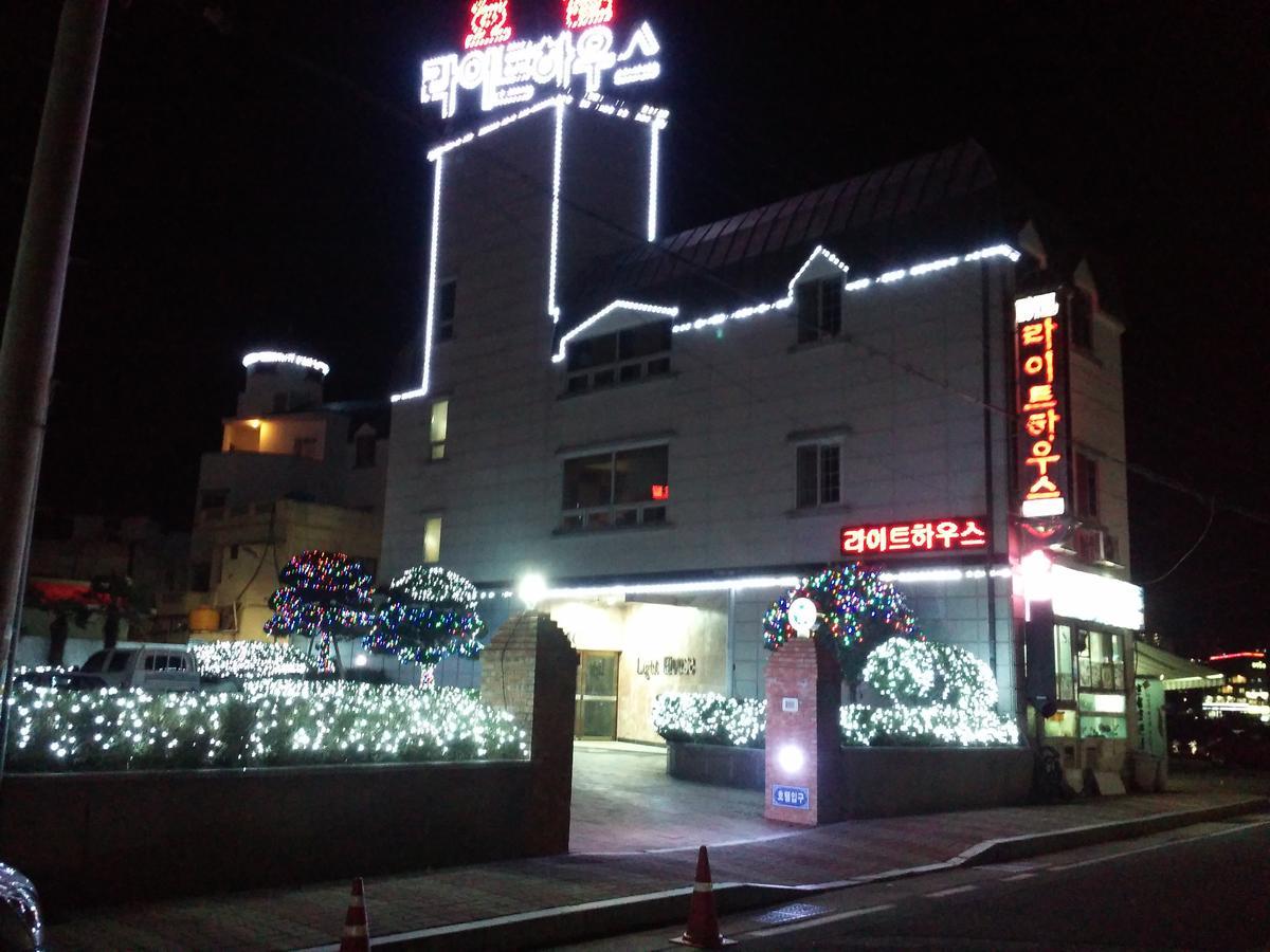 Geoje Jangseungpo Lighthouse Hotel Sodong Eksteriør bilde