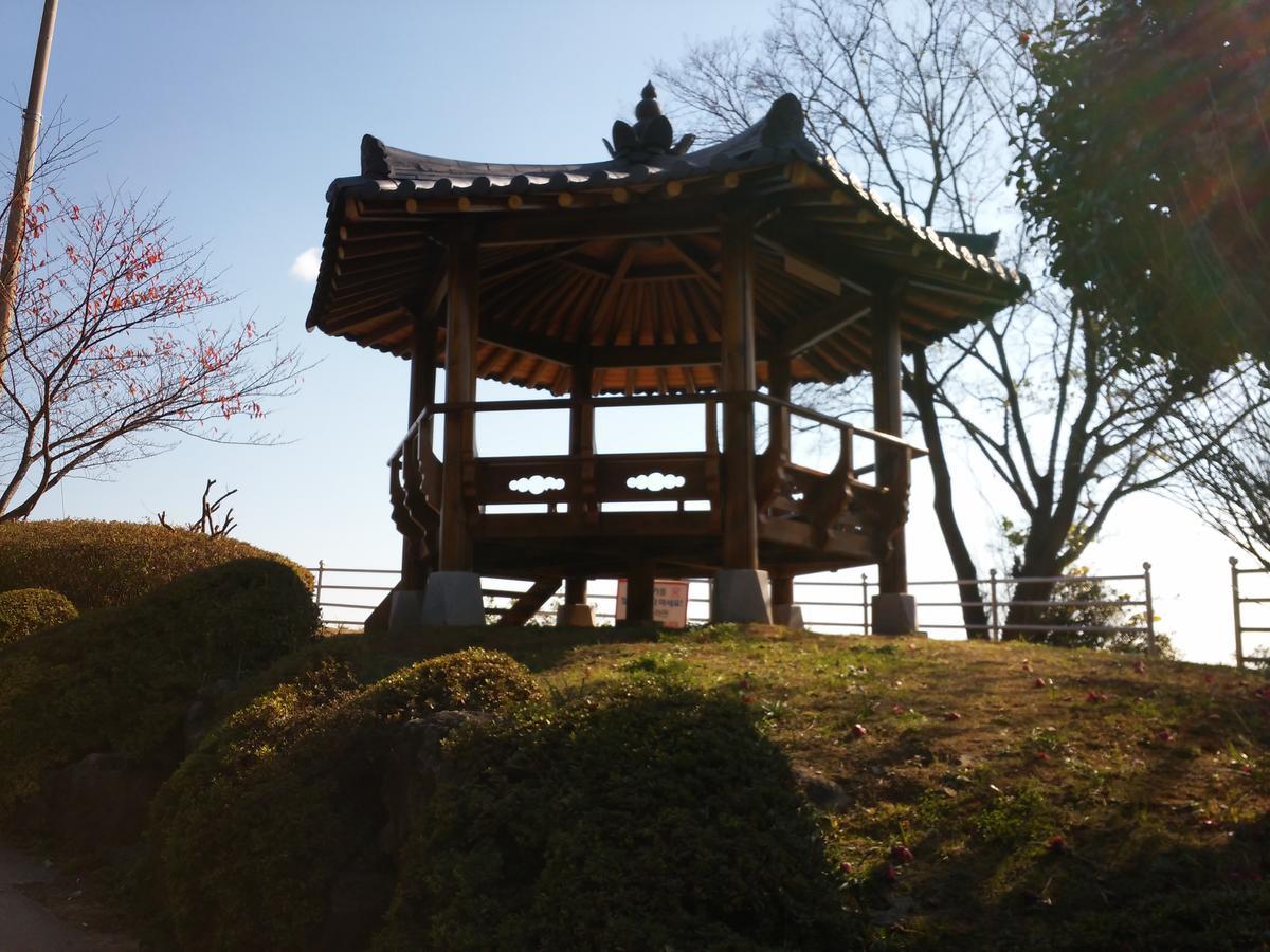 Geoje Jangseungpo Lighthouse Hotel Sodong Eksteriør bilde